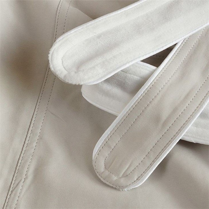 Hotel Coral Fleece Bathrobe